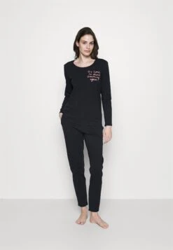 Triumph Pyjama - Black